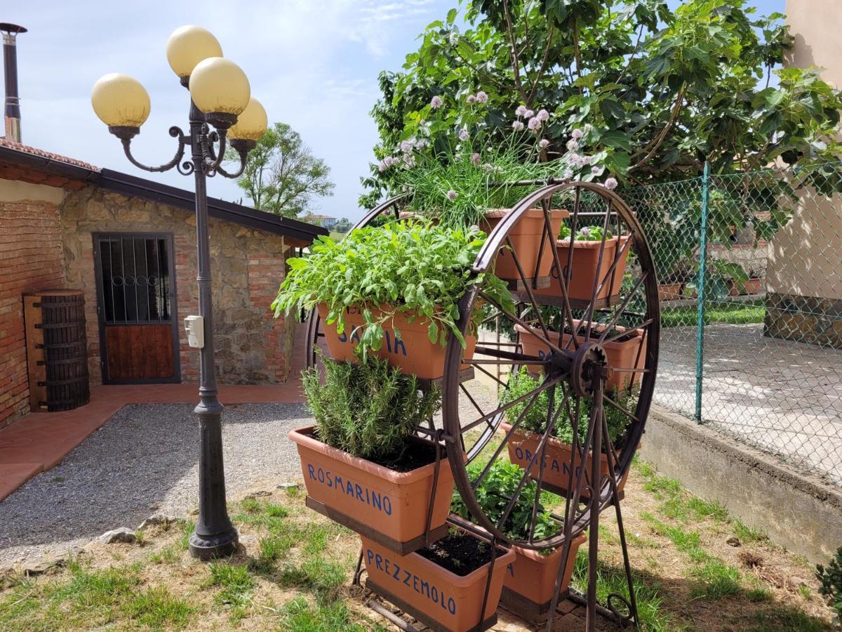 Il Casale Di Lucullo Villa Lucignano Exterior photo